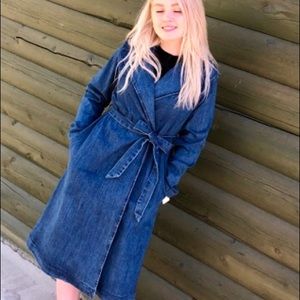 Denim jacket (new with tags)